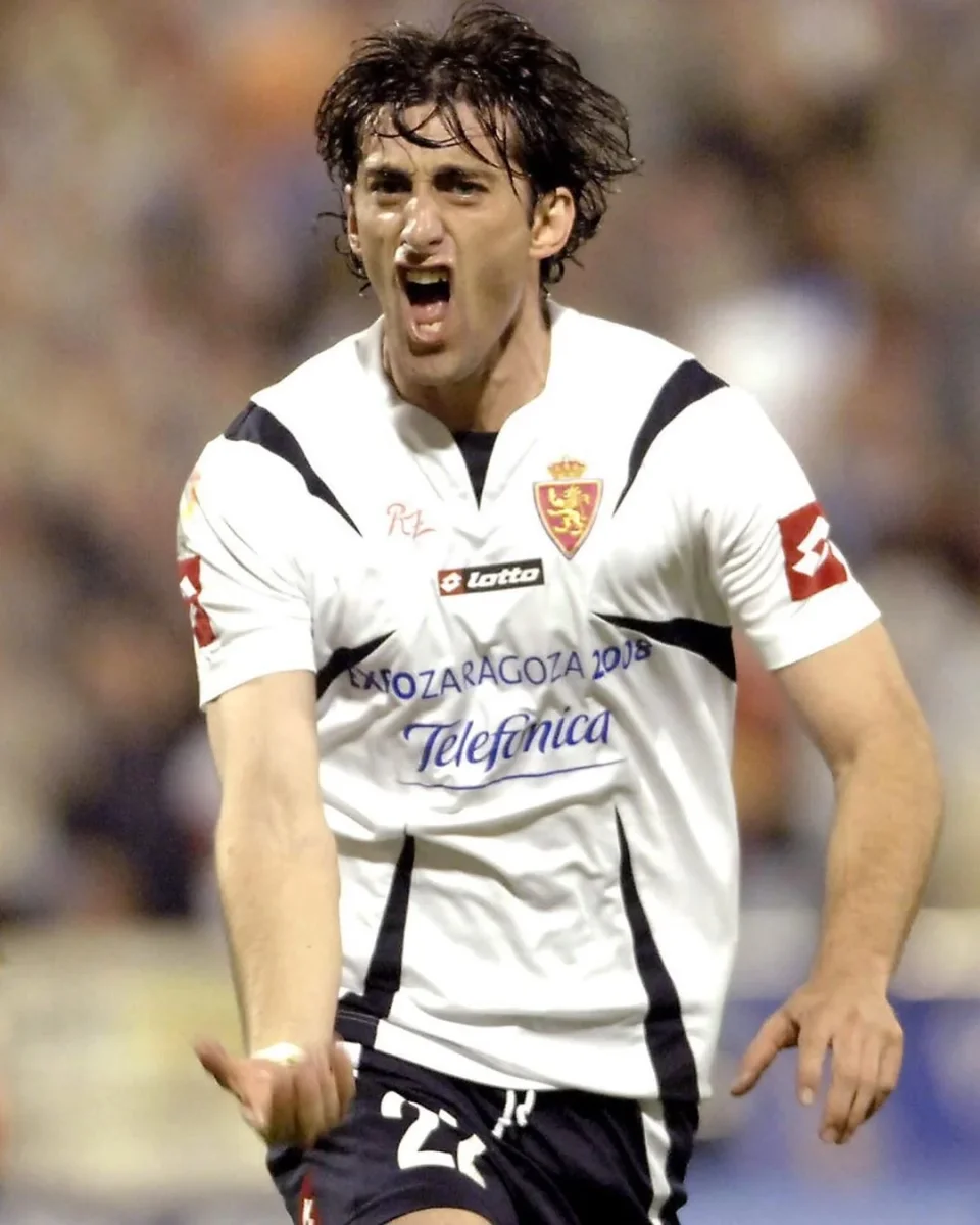 Camiseta Jaque a Blancas “ El príncipe Milito” - Imagen 5