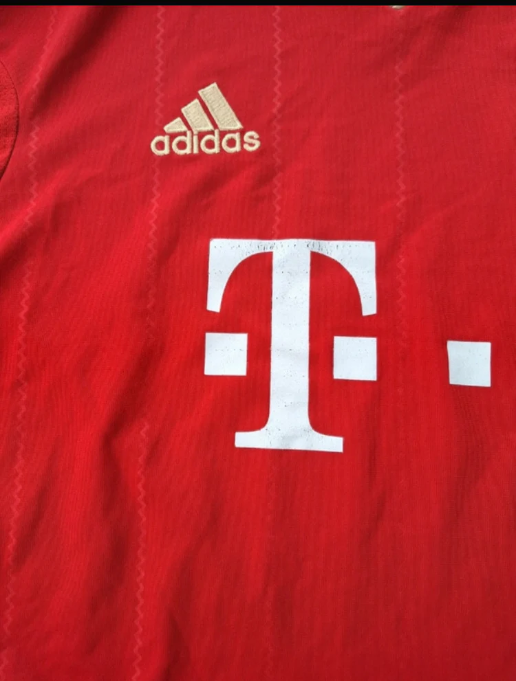 Camiseta Bayern Munich 2011- 12 XL 25 Muller - Imagen 5