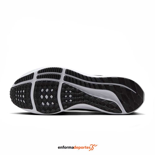 ZAPATILLA HOMBRE NIKE PEGASUS 40 | PLATINUM TINT/BLACK-WHITE - Imagen 4
