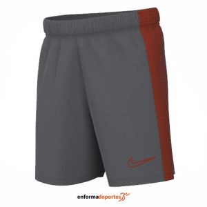 PANTALON CORTO JUNIOR NIKE DRI-FIT ACADEMY23 SOCCER | IRON GREY/DRAGON RED/DRAG