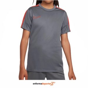 CAMISETA JUNIOR NIKE DRI-FIT ACADEMY23 | IRON GREY/DRAGON RED/DRAG