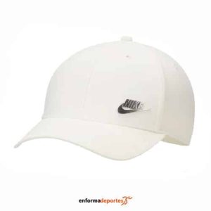 Gorra unisex Nike Dri-Fit Club | COCONUT MILK/METALLIC SIL