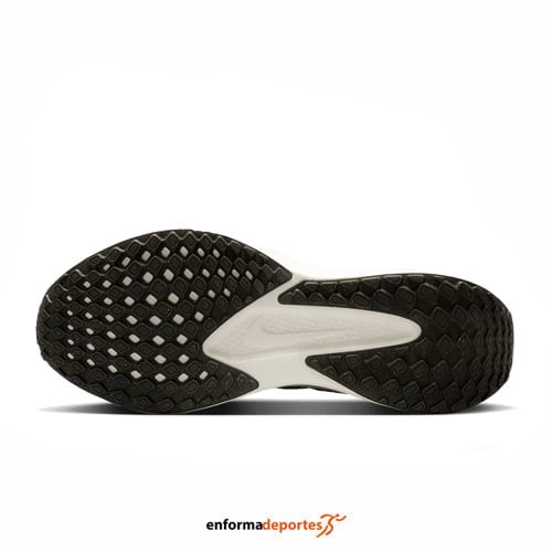 Zapatilla Hombre Nike Quest 6 | MEDIUM ASH/SAIL-COLLEGE G - Imagen 4