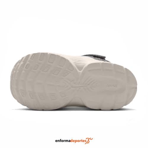 Zapatilla Infantil Nike V5 | PHANTOM/BLACK-PENCIL POIN - Imagen 4