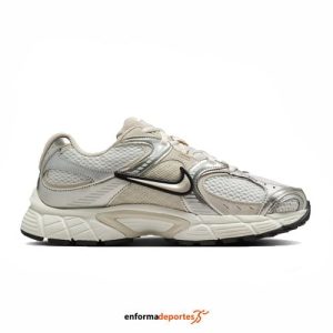 Zapatilla mujer Nike V5 RNR | SUMMIT WHITE/LT OREWOOD B
