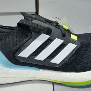 adidas ULTRABOOST 22 W